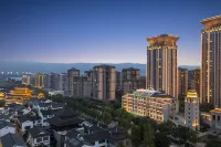 Holiday Inn Mile Hotels in 