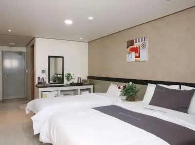 Dorcas Tourist Hostel Hoteles en 