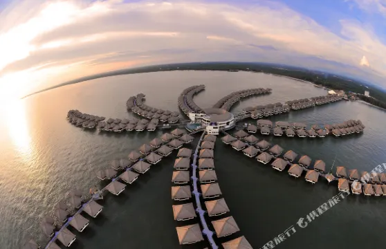 雪邦黃金棕櫚度假村