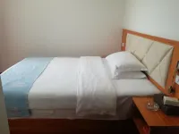 Zunyi Fenghe Apartment