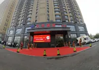 Wanhua Hotel (Piazza del Popolo Hotel) Hotels near Shouguang Vegetable Hi-Tech Demonstration Park