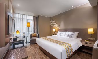 Home Inn Plus (Kunshan West Qianjin Raod Hongqiao)