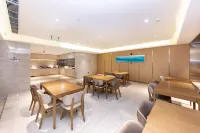 JI Hotel (Guiyang Jiaxiu Tower Minsheng Road Delicious Street) - พร้อมอาหารเช้า