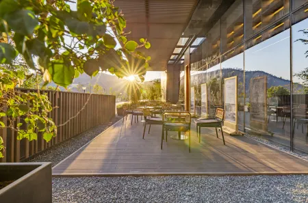 Homy Hotel (East District of Panzhihua) Отели рядом с достопримечательностью «Datian Convention Relic Site»