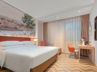 维也纳酒店(巫山市政广场店) - 标准大床房