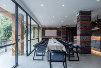 Hetang Zhenmei Panoramic Holiday Inn