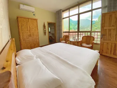 Foping Quanquan Leisure Farm Hotels near Hanzhong Foping Panda Natural Reserve