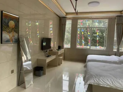 Baise Xinyi Hotel