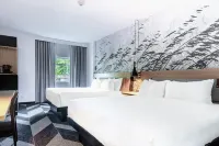 DoubleTree by Hilton Quebec Resort Hôtels à : Lac-Delage