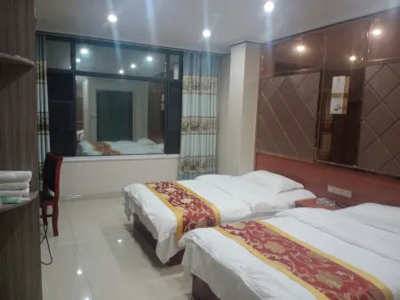 Xinxin Hotel Tongcheng Отели рядом с достопримечательностью «Tongcheng Huangpao Mountain Lanruo Temple»