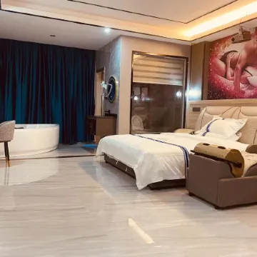 Raoping Pu'erman Light Luxury Apartment