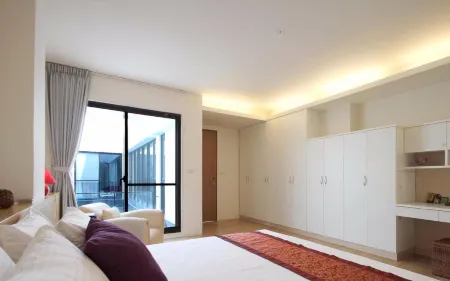 Waterfront 180