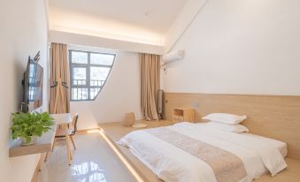 Xixi Story Homestay (Fuzhou Business and Technology College)