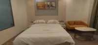 Bohai Business Hotel - Kitchens