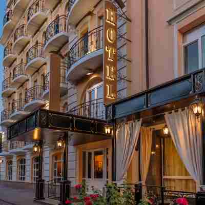 Premier Hotel Palazzo Hotel Exterior