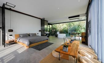 Deshe Life Guesthouse