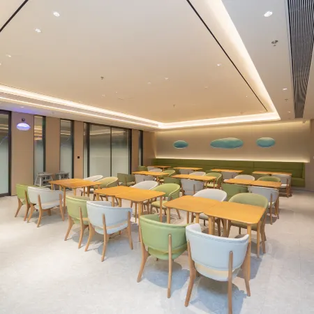 JI Hotel (Yancheng High-Speed Railway Station Xiwang Avenue)