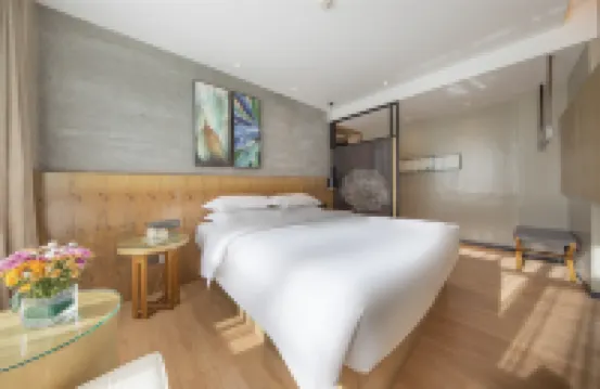 ジンイー ヨウシュエンホテル(フフホト鉄道駅公主府地下鉄駅）