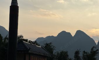 Wanfeng Linna Mountain home stay
