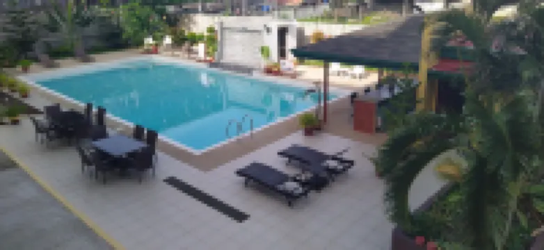 Cherrys @ Home Too Inland Resort