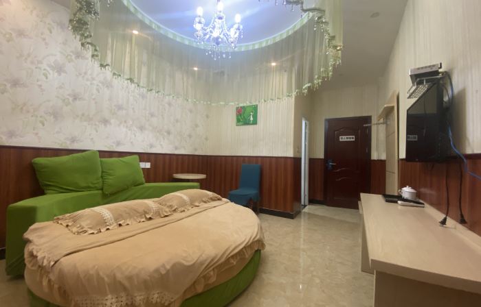 Xinxiang Shuangxiang Hotel
