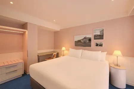 Adina Apartment Hotel Chippendale Отели рядом с достопримечательностью «PNR Lecture Theatre»