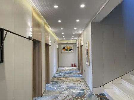 Qingyuan Holiday Business Hotel