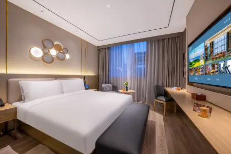Orange Hotel (Chengdu Shuhan Road East Metro Station)