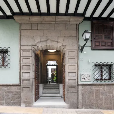 1478 套房飯店 哥倫布故居博物館附近的飯店