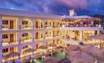 El Tropico Boutique Hotel