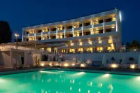 Margarona Royal Hotel Các khách sạn ở Kalamitsi