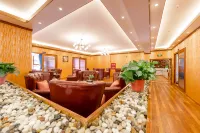 Grand Hotel Luhuo Hotels in Luhuo
