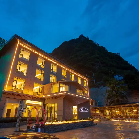 Beautiful Scenery Hotel