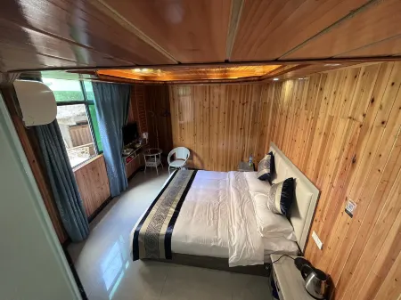 Liping Zhaoxing Feiyue Ancient Town Inn Отели рядом с достопримечательностью «Zhaoxing Dong Village»