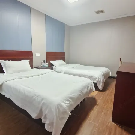 Pinghu Lake Zhou Hotel