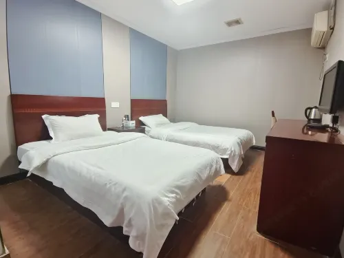 Pinghu Lake Zhou Hotel