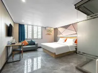 Yunbo Light House Hotel (Quanzhou Jinjiang Wudian City Airport) โรงแรมในจิ้นเจียง