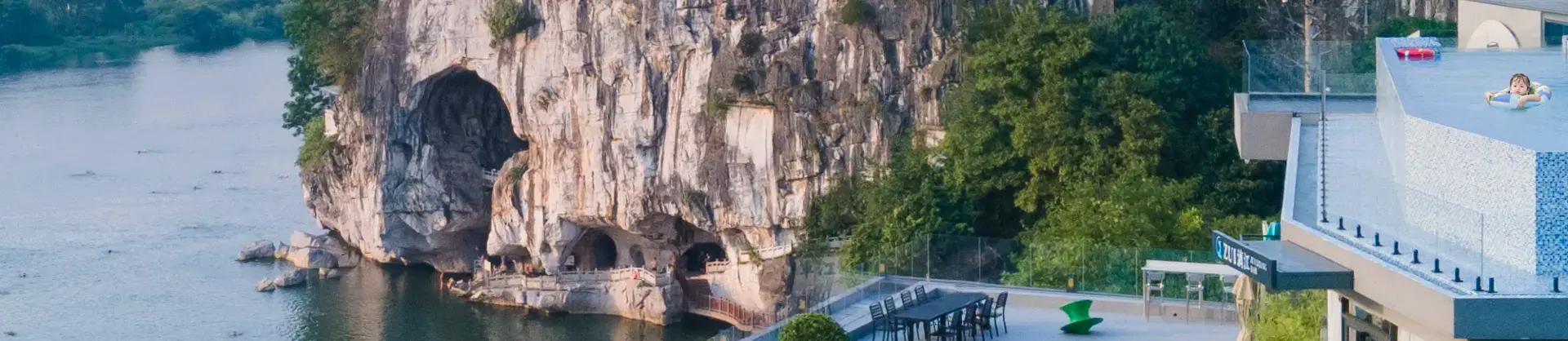 Khách sạn gia đình Paradise