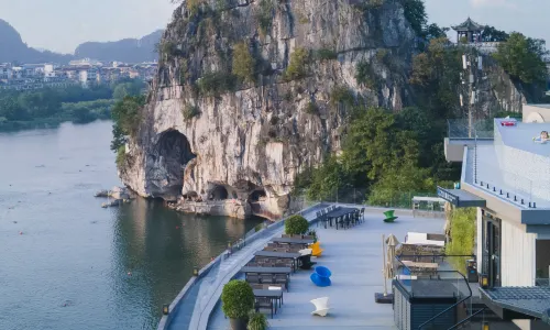 SYYF Li River Courtyard Hotel,Guilin( Elephant Trunk Hill and Two Rivers & Four Lakes)