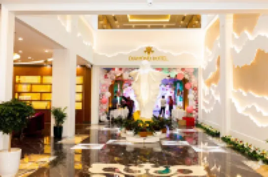 Diamond Hotel VAN DON Hotels in Van Don District