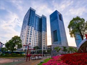 Zaiyunduan Apartment (Shenzhen North Railway Station)