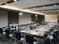Brique Suite Hotels near Khum Khantoke
