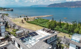 Zaihaiyifang Sunrise Seaview Homestay (Dali Qihai Branch)
