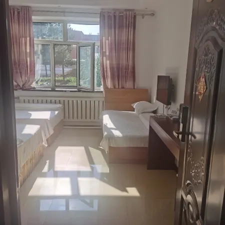 Warm Winter Hotel