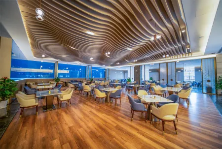 DECHENG International Hotel