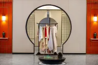 Moshang Qingya Hotel (Luyi Mingdao Palace Laojuntai Branch)