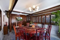Hongcun Yunjianyue Tingyuan Light Luxury Holiday Homestay