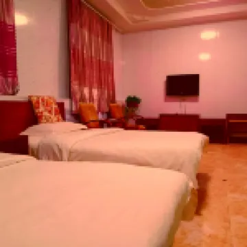 Zouping Hongsheng Hotel