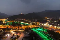 Snow Mountain. Vista  Hotel Hotels in Dujiangyan