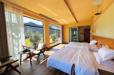 Kangding Huayu Wangshan Homestay (Jiagenba) Hotels in Yalong Village/Tywu Village Tomma Camping
